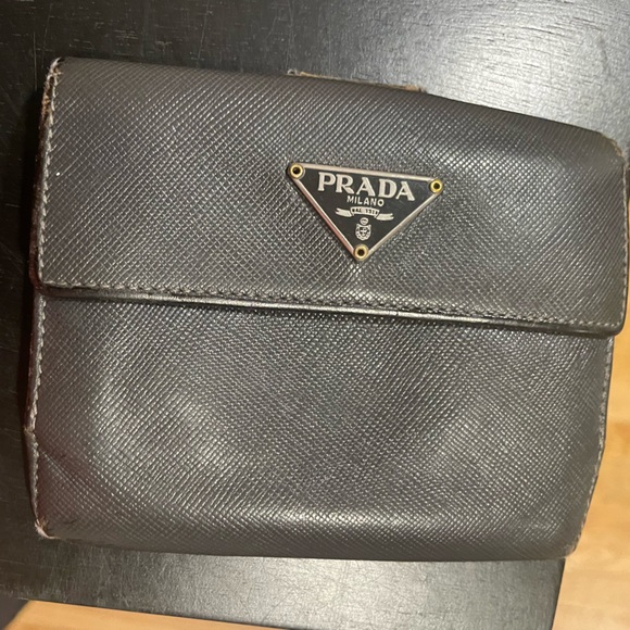 Prada wallet - Picture 2 of 10